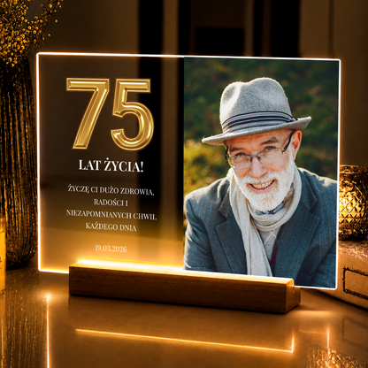 75 wspaniałych lat – personalizowany druk na szkle akrylowym dla mężczyzny